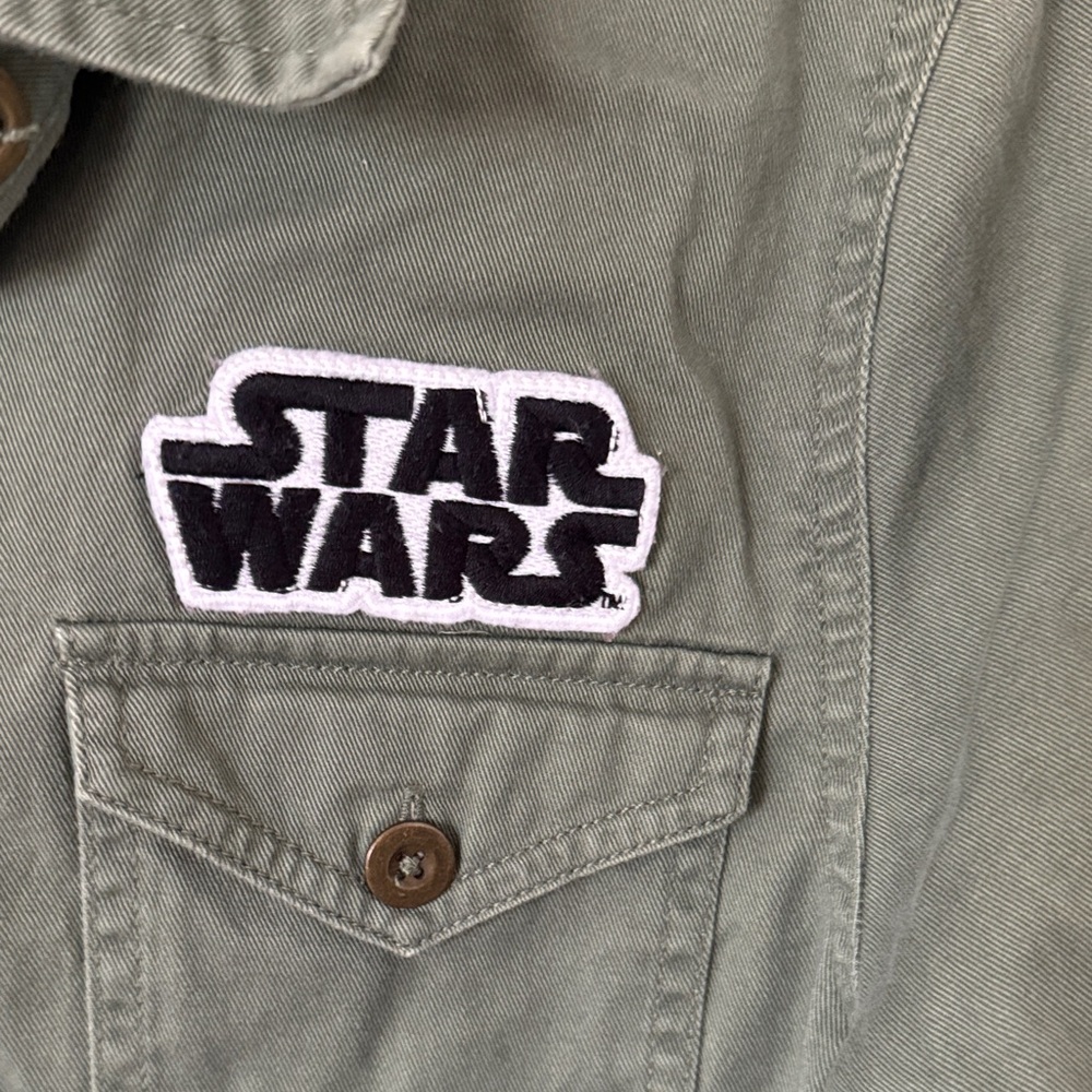 Star Wars Elite Forces Patches Button Down Shirt in Green Sz S - Picture 5 of 8